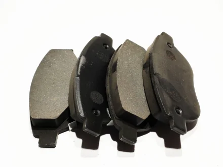 Колодки гальмівні передні Geely EC7 / EC7RV KLM KLM AutoParts 1064001724