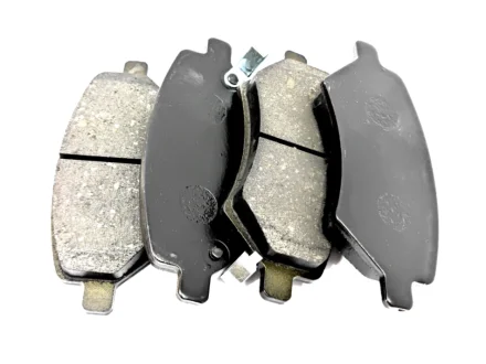 Колодки гальмівні передні (універсальні) Chery M11 KLM KLM AutoParts M11-3501080