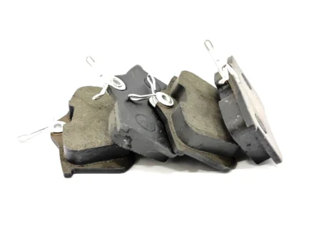 Колодки гальмівні задні із вушком Chery Eastar KLM KLM AutoParts B11-6BH3502080