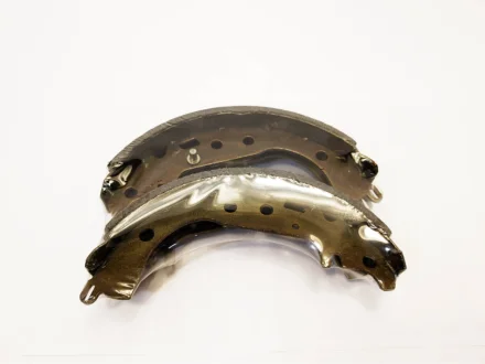 Колодки гальмівні задні Geely MK / MK2 / GC6 KLM KLM AutoParts 1014003351 (фото 1)