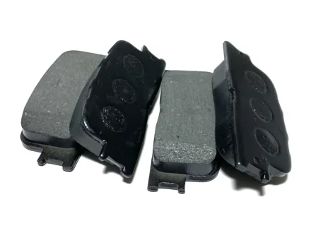 Колодки гальмівні задні Chery Elara KLM AutoParts A21-3501090 (фото 1)