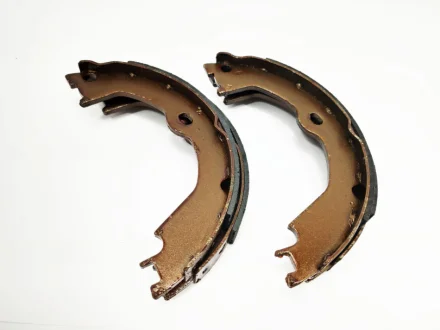 Колодки ручного гальма (4 шт) Chery M11/Beat/Arrizo KLM KLM AutoParts M11-3502210