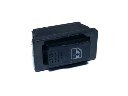 Кнопка склопідіймача Great Wall Pegasus KLM AutoParts 3746110-B00