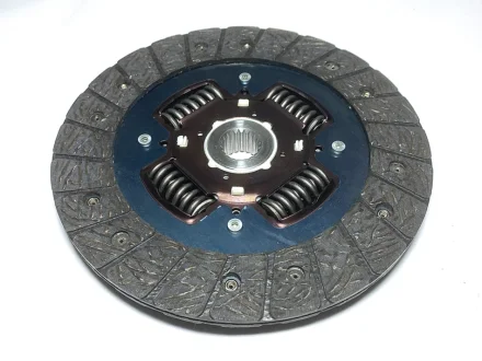 Фото 1 - диск зчеплення Lifan 520 1.6L Chinese KLM KLM AutoParts LF481Q1-1601200A Диск зчеплення Lifan 520 1.6L Chinese KLM KLM AutoParts LF481Q1-1601200A (фото 1)