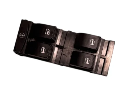 Блок кнопок управління склопідйомниками Chery Amulet KLM AutoParts A11-3746110