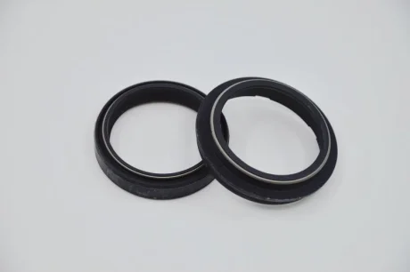 Комплект прокладок передньої підвіски SKF KITB43W