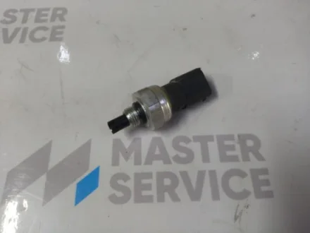 Датчик давления кондиционера Model 3 - Б.У. TESLA 1108608-00-B