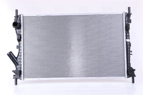 Радіатор охолоджування NISSENS 69223