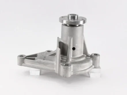 Насос водяной Hyundai Accent 1.5/1.6 95-10/ Elantra 1.6 00-06/ Getz 1.1/1.4/1.6 GMB GWHY201A
