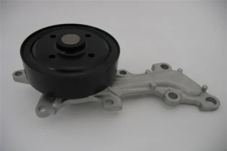 Насос водяной Toyota Corolla 1.3 08-14 GMB GWT149AM