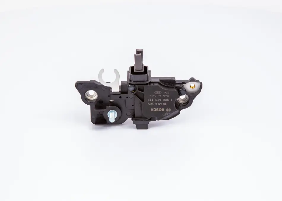 Регулятор напруги (28В) JOHN DEERE BOSCH 1986AE0119 (фото 1)