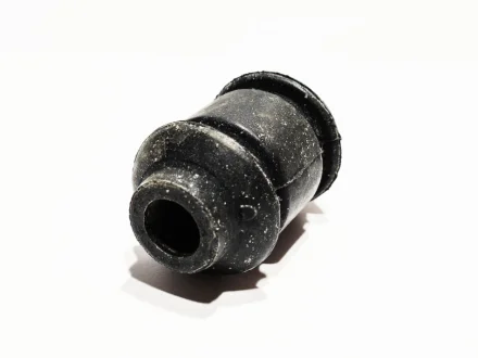 Сайлентблок важеля переднього передній Chery Amulet / Forza / Karry KLM KLM AutoParts A11-2909040